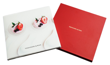 赤黒ケースアルバム